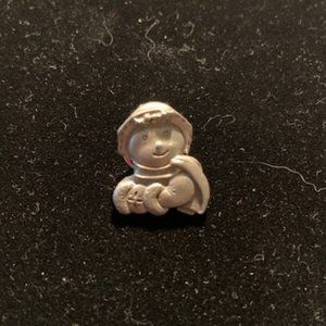 **5/$15** ¾” mini pewter snowman lapel pin